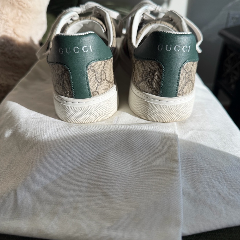 Gucci Beige and Red Monogram Sneakers - Picture 8 of 8